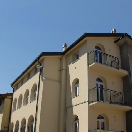 Casa Amalia Apartment Darfo Boario Terme Exterior photo