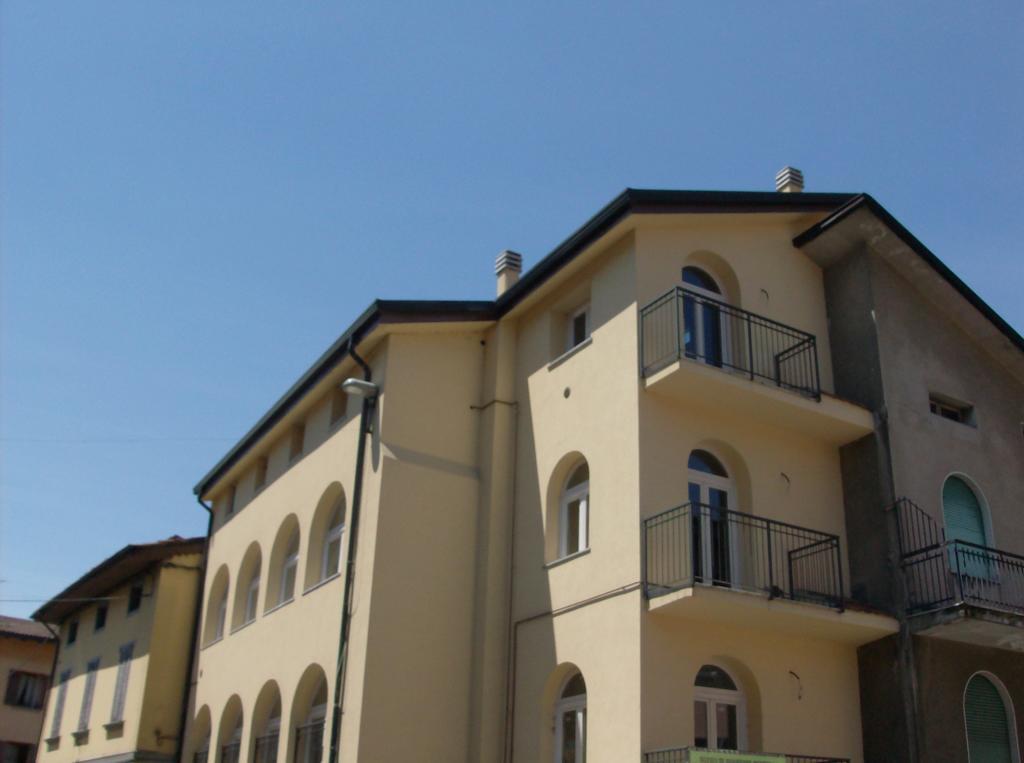 Casa Amalia Apartment Darfo Boario Terme Exterior photo
